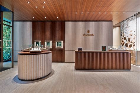 The Rolex Universe in a Boutique by Pisa Orologeria